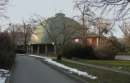 Первый планетарий в мире